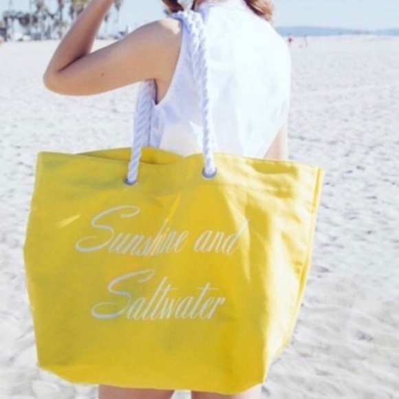 Trina Turk Handbags - NWT Trina Turk Sunshine and Saltwater Beach Tote